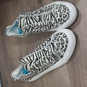 Like new Blowfish shoes, animal print, size 8.5